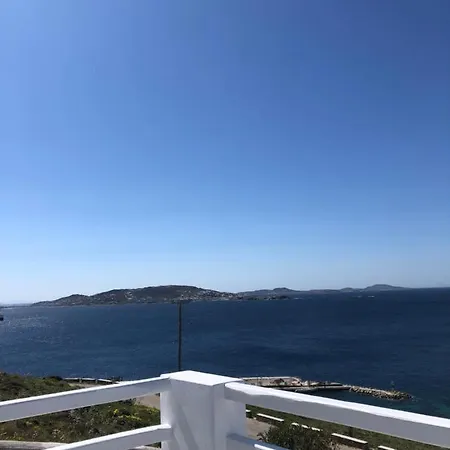 Sea Wind Apartment *